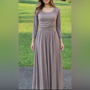 Camille & Co Long Scoop Neck L/S Toupe/ Clay Dress Women’s Size Small